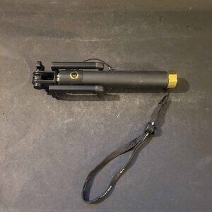 Portable Bluetooth Selfie Extendable Monopod For Smartphones/ Digital Cameras